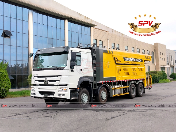 Slurry Sealing Truck Sinotruk - LF